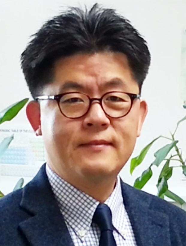 이 용 걸 사진